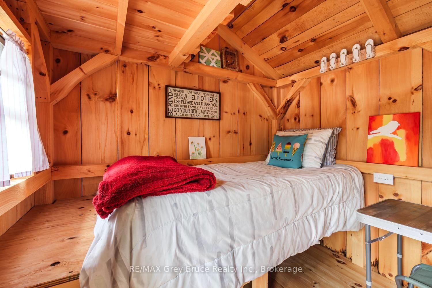 145 Devils Glen • Northern Bruce Peninsula, ON photo 35