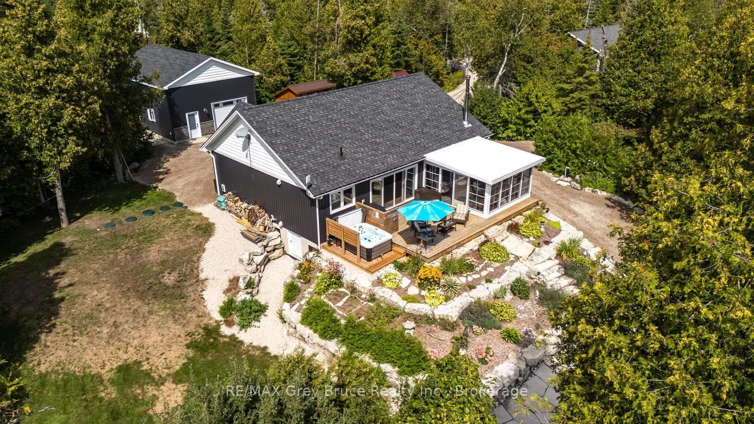145 Devils Glen • Northern Bruce Peninsula, ON photo 5