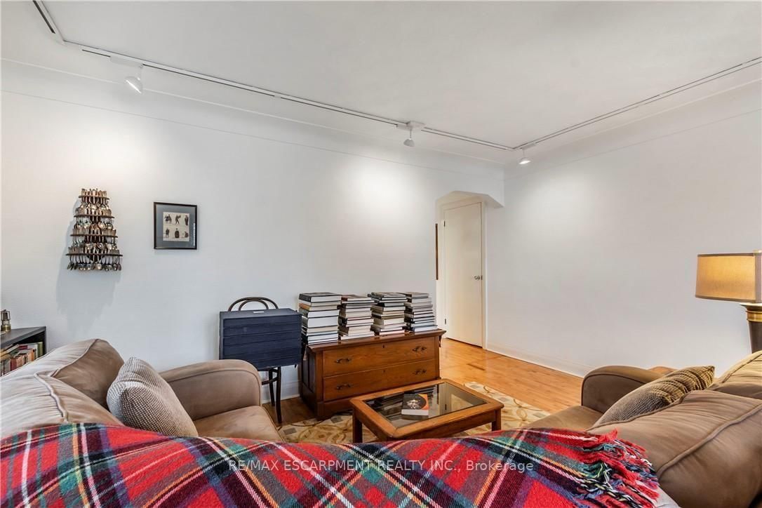 13 McMaster Avenue • Welland, ON photo 16