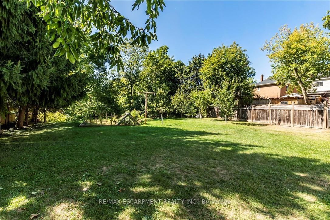 13 McMaster Avenue • Welland, ON photo 37
