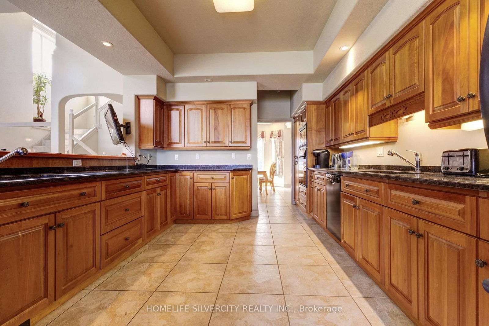 21000 Admiral Drive • Lakeshore, ON photo 37