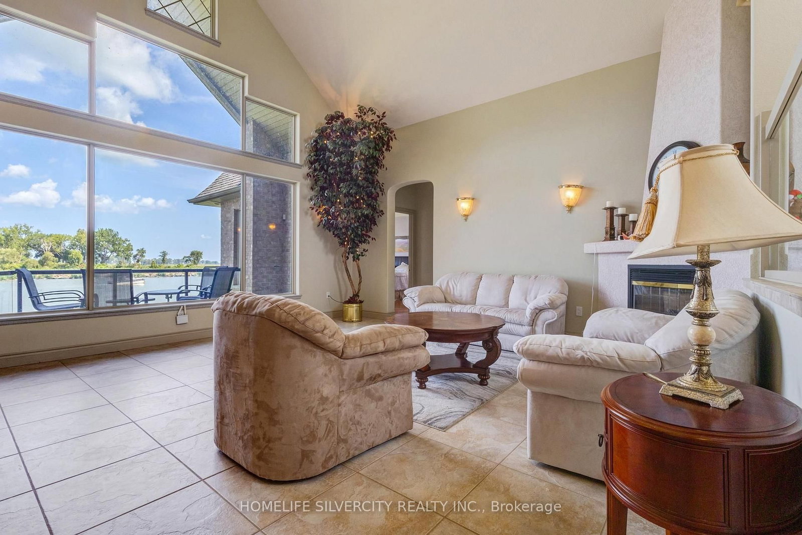 21000 Admiral Drive • Lakeshore, ON photo 47