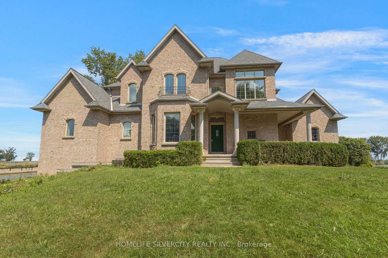 21000 Admiral Drive • Lakeshore, ON photo 49