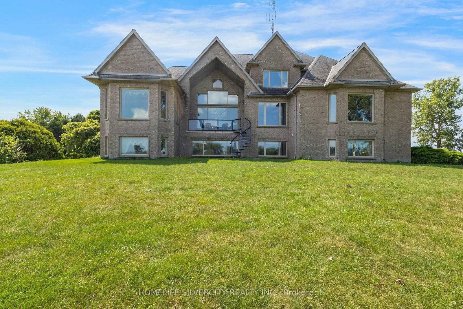 21000 Admiral Drive • Lakeshore, ON photo 50