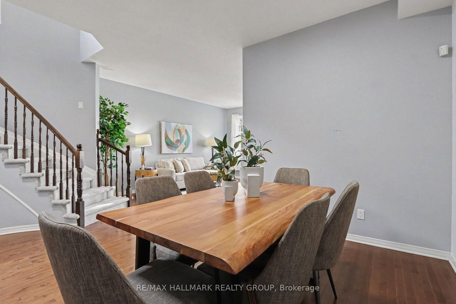 244 Calaveras Avenue • Ottawa, ON photo 10