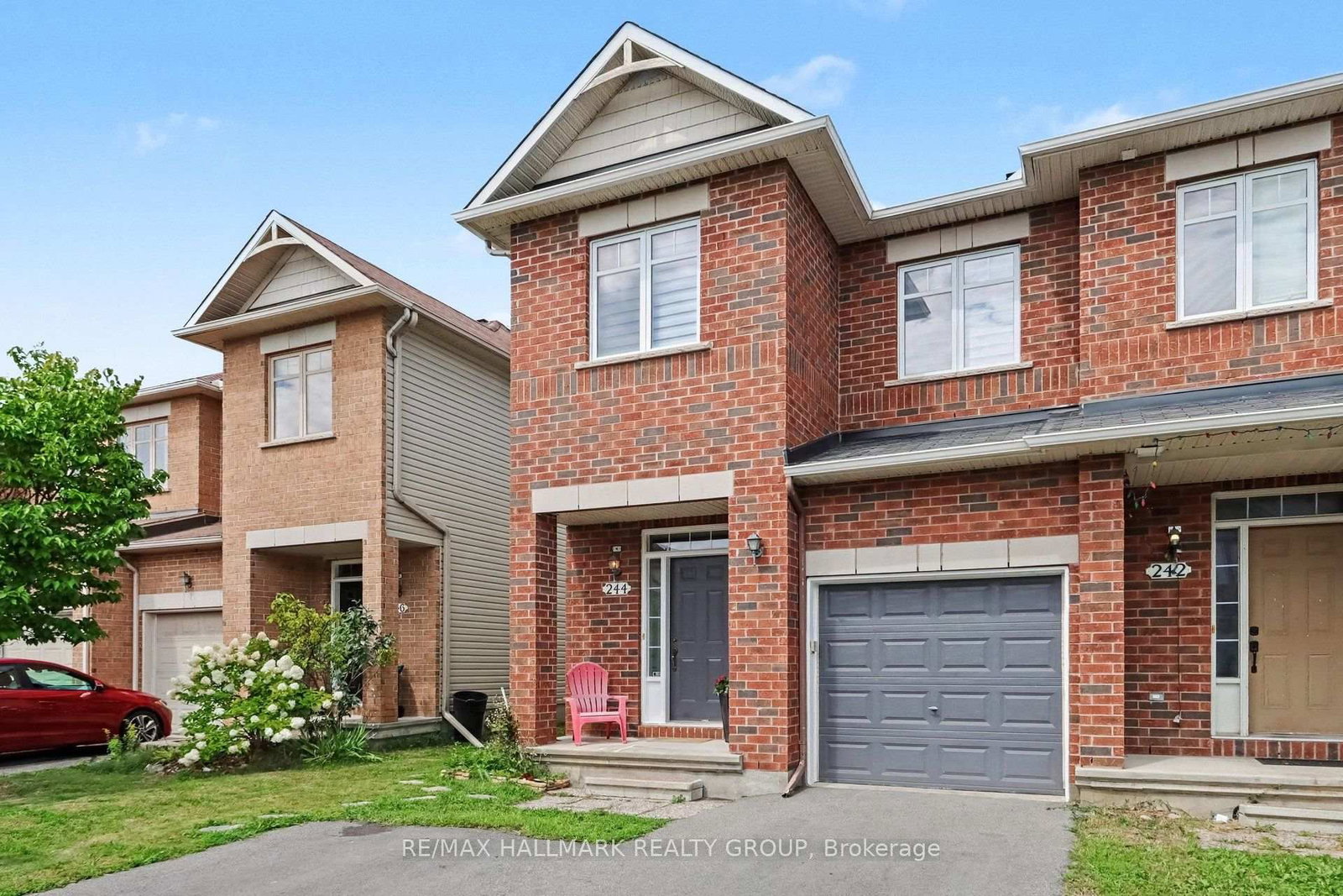 244 Calaveras Avenue • Ottawa, ON photo 3