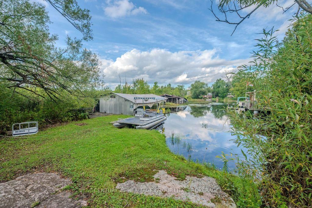 5243 Battersea Road • Battersea, ON photo 8