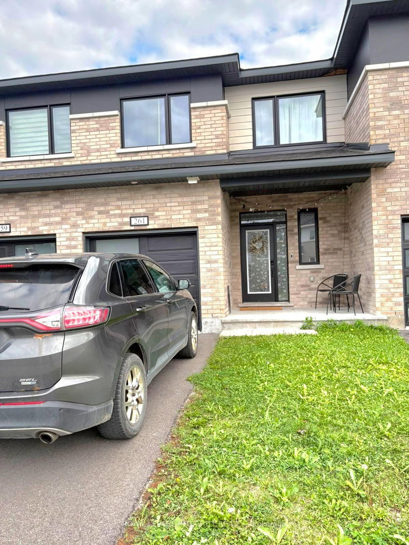 261 Ormiston Crescent