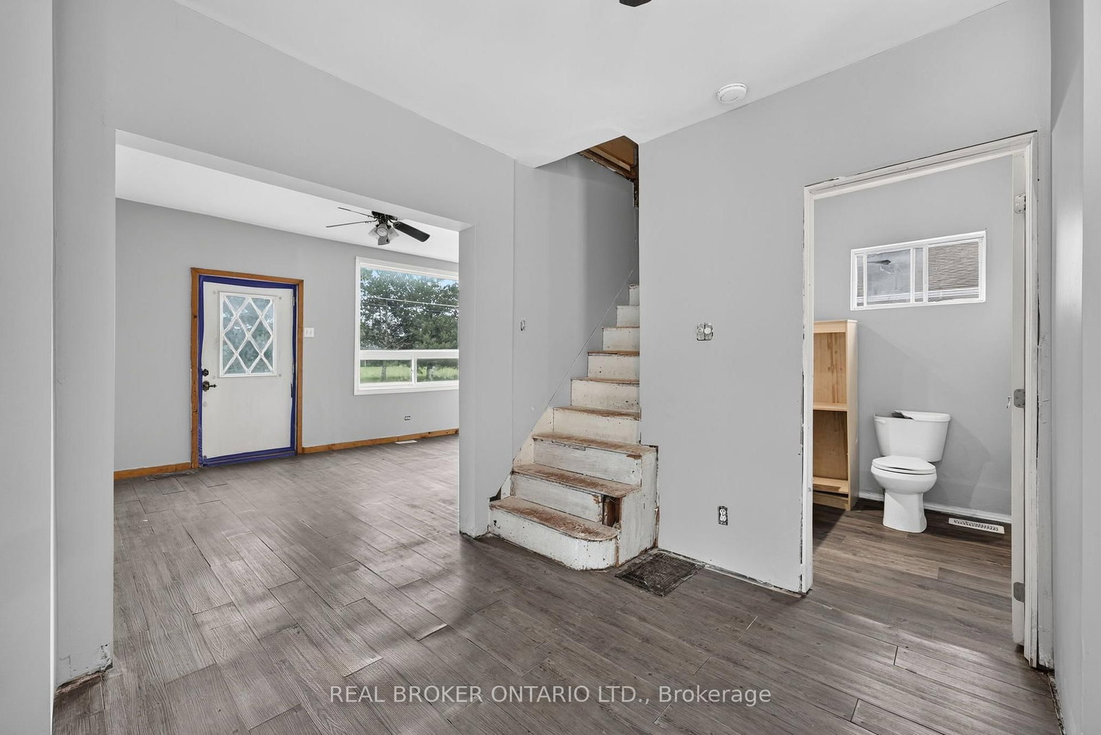 19 Coleman Street • Huron East, ON photo 12