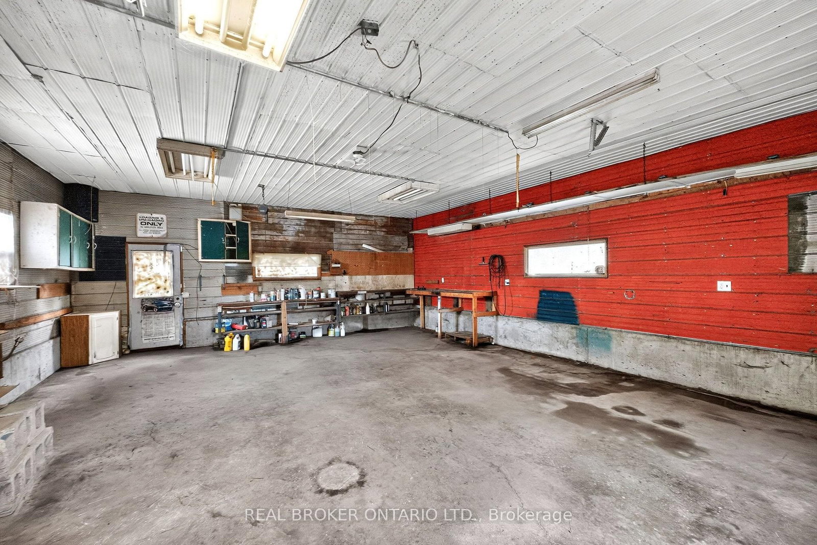 19 Coleman Street • Huron East, ON photo 30