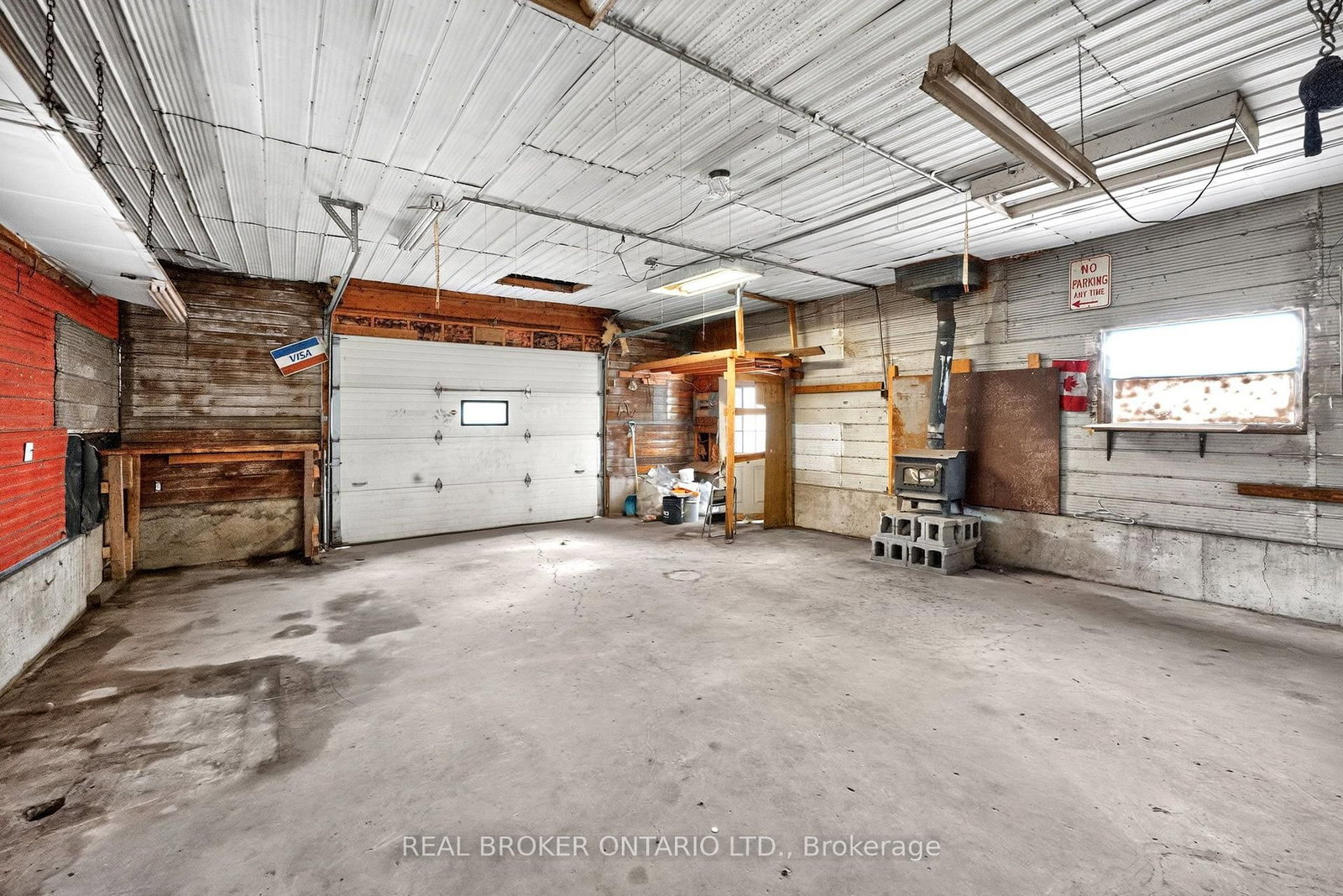 19 Coleman Street • Huron East, ON photo 32