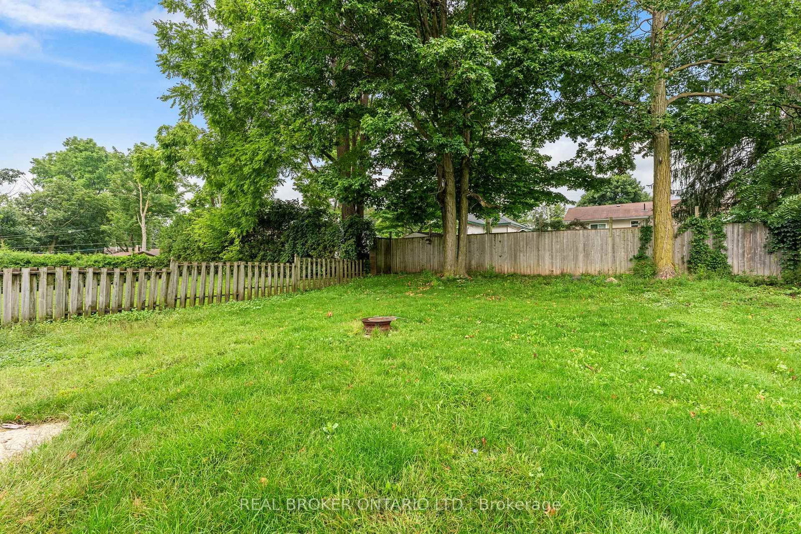 19 Coleman Street • Huron East, ON photo 39