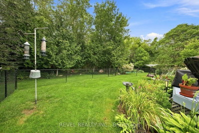 445 Nickerson Drive • Cobourg, ON photo 4