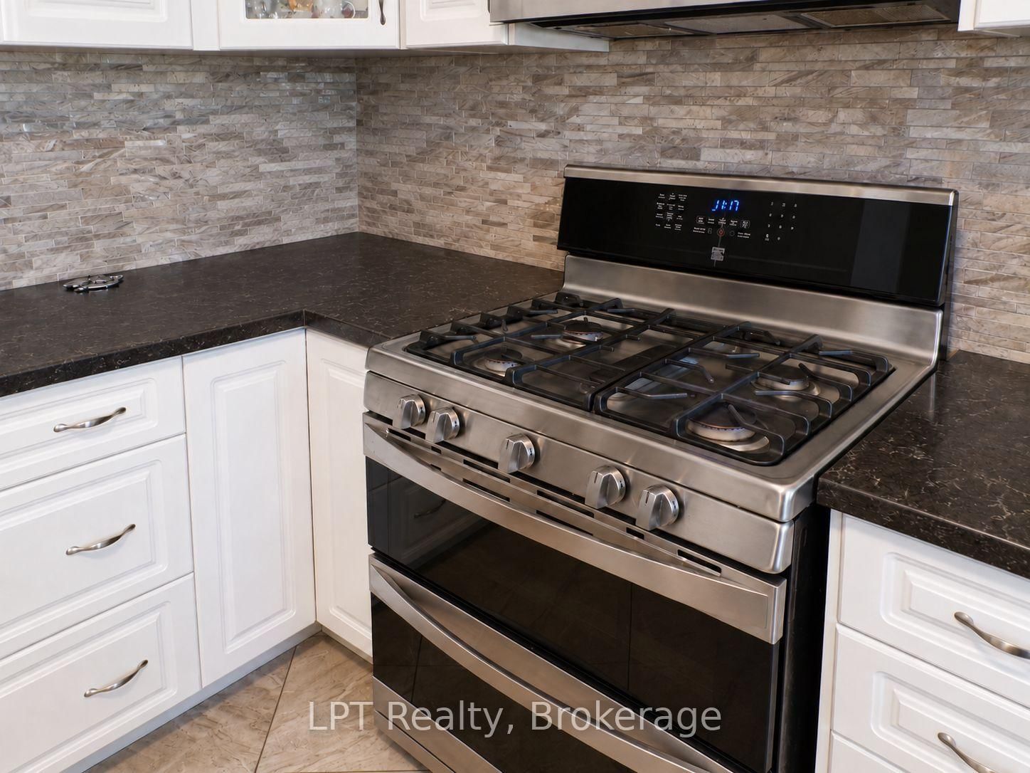 52 Bridges Boulevard • Port Hope, ON photo 9