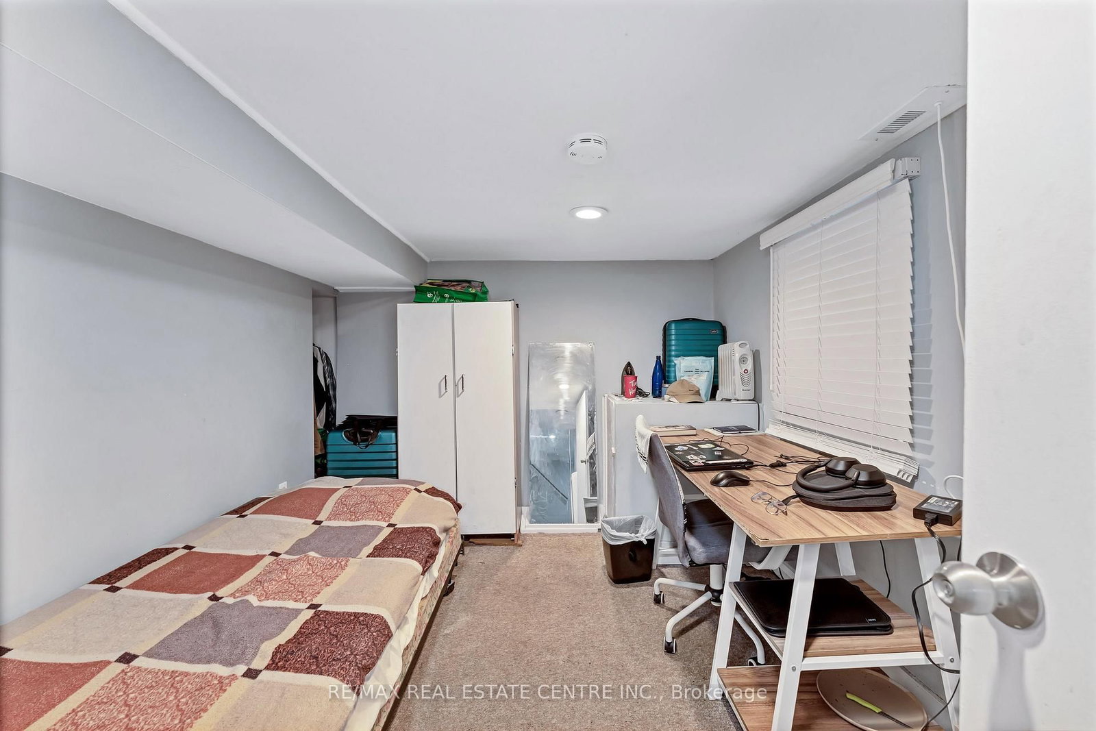 374 Josephine Avenue • Windsor, ON photo 25