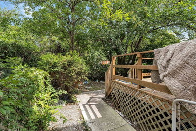 374 Josephine Avenue • Windsor, ON photo 5