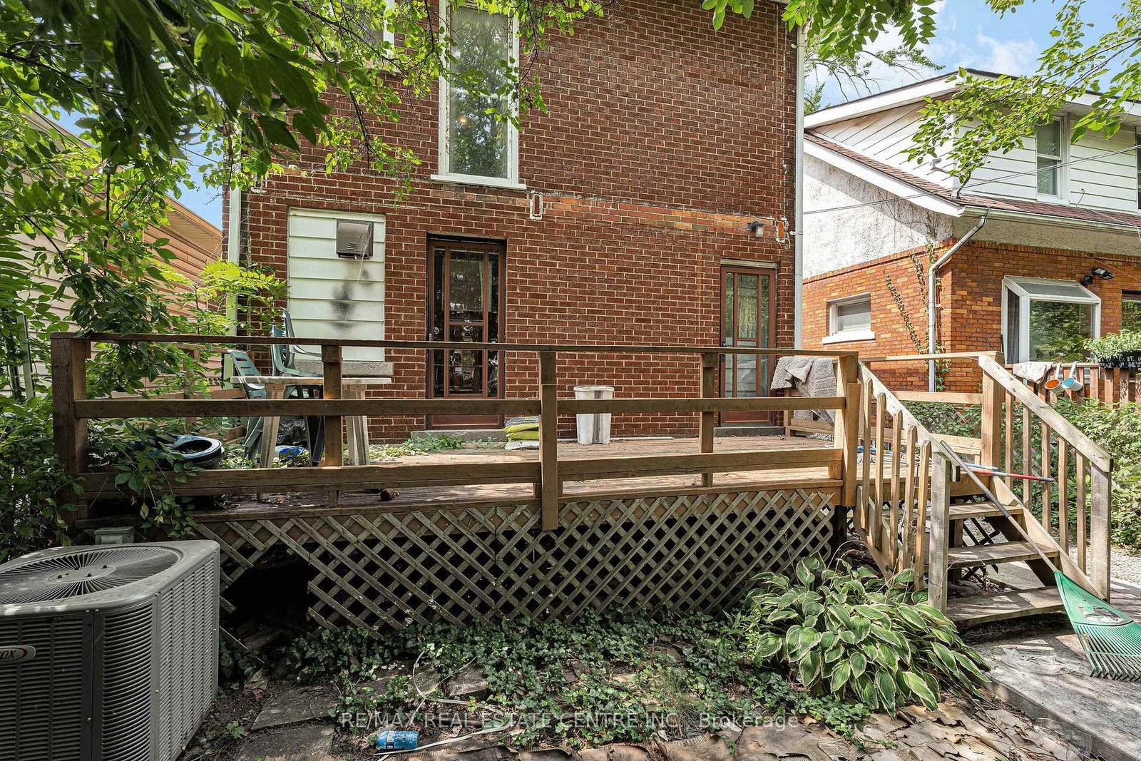 374 Josephine Avenue • Windsor, ON photo 6