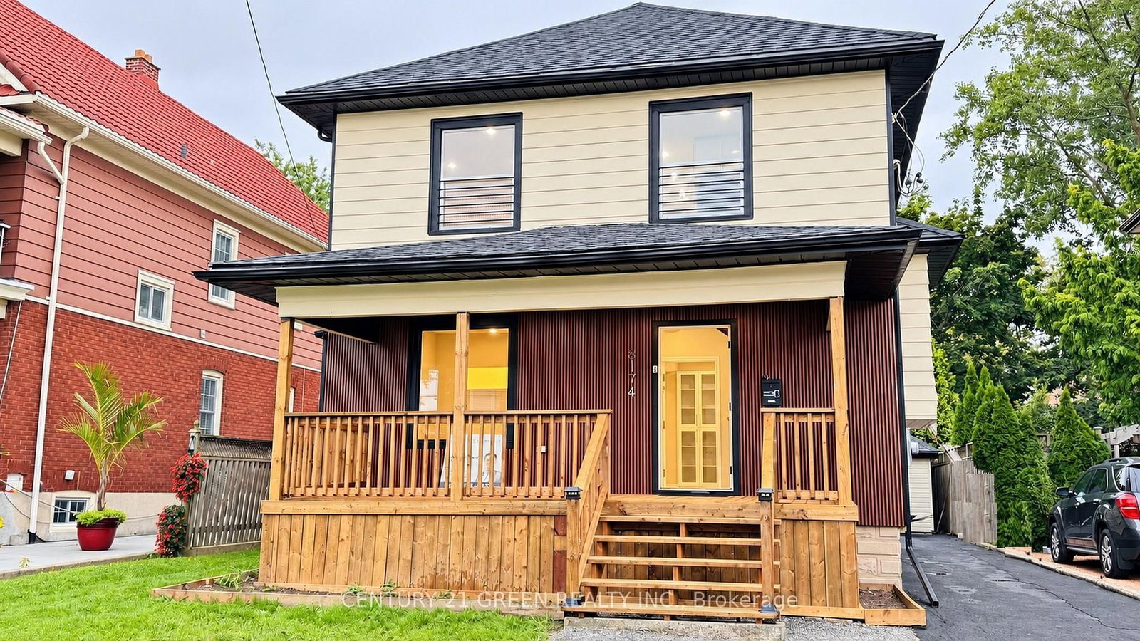 5174 Jepson Street • Niagara Falls, ON photo 2