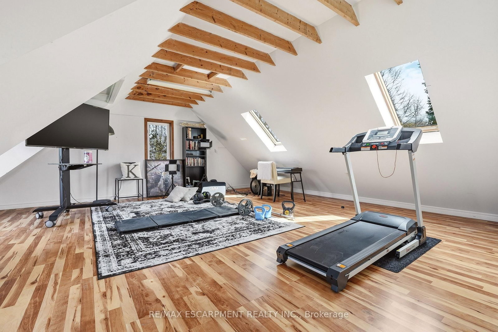 26 Weneil Drive • Hamilton, ON photo 31