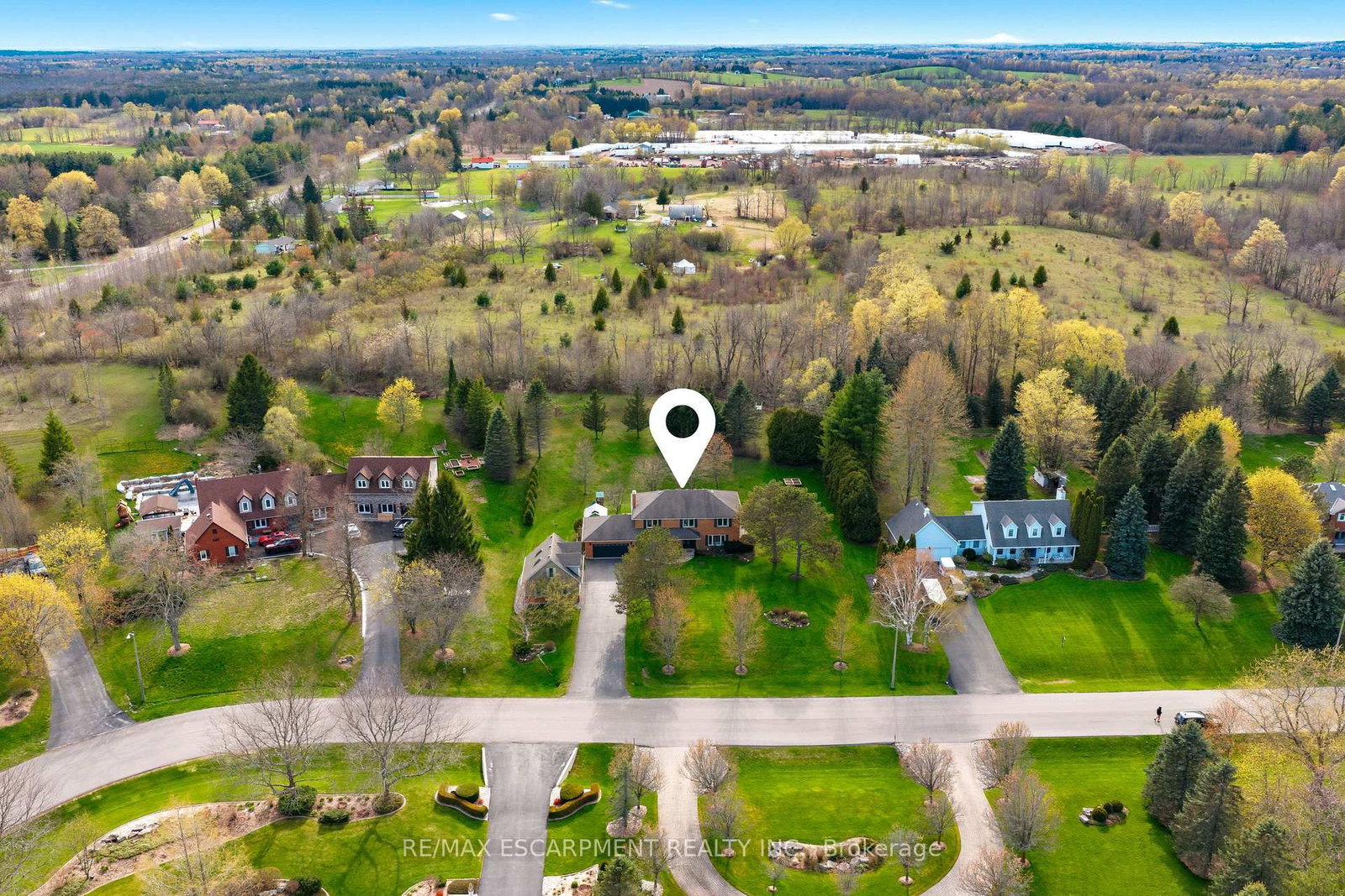 26 Weneil Drive • Hamilton, ON photo 40