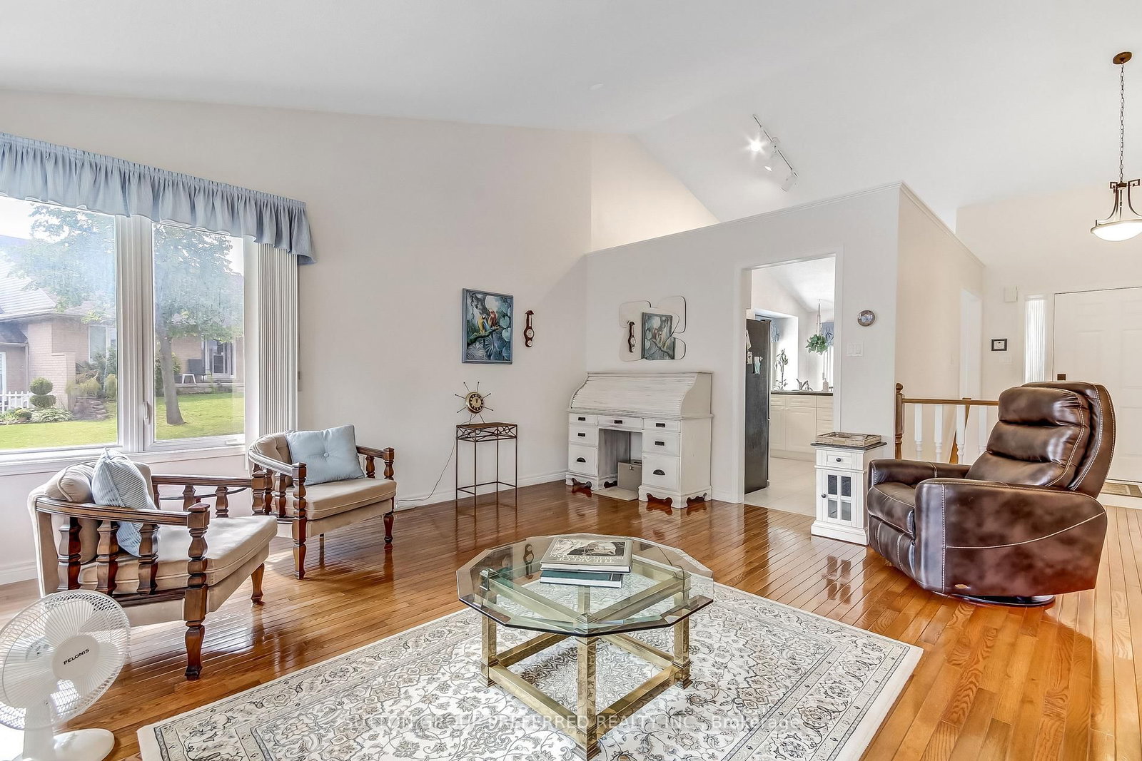 861 Shelborne Street • #29 • London South, ON photo 9