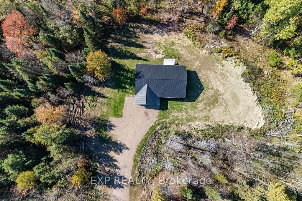 2394A Highway Highway • Renfrew, ON photo 10