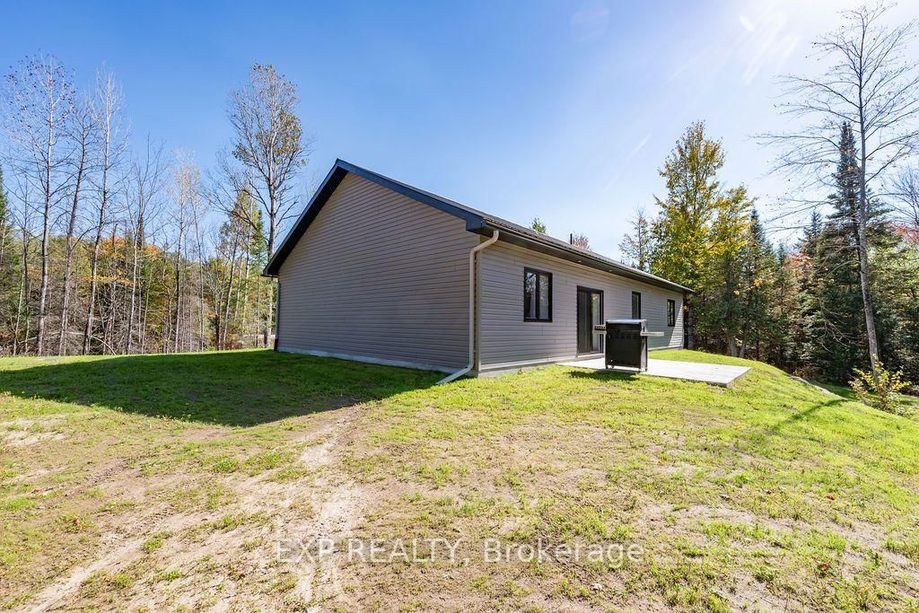 2394A Highway Highway • Renfrew, ON photo 39