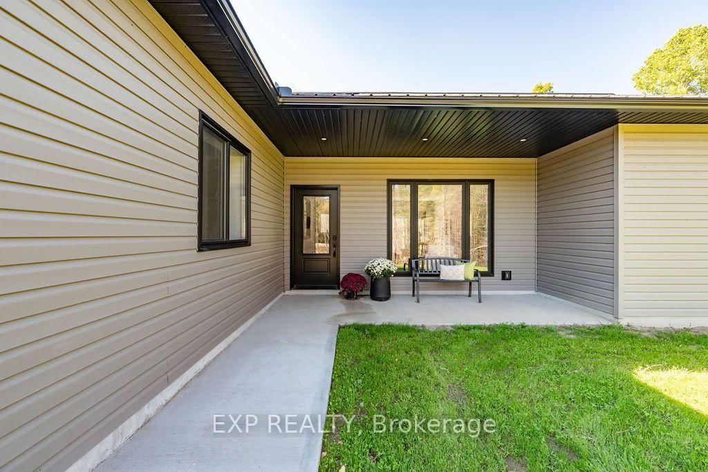 2394A Highway Highway • Renfrew, ON photo 40