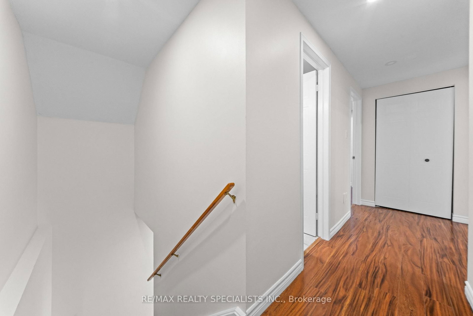 110 Steeles Crescent • Cambridge, ON photo 18