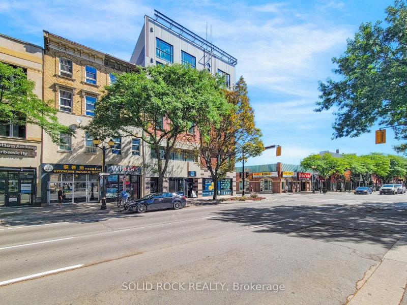 101 - 121 King Street E