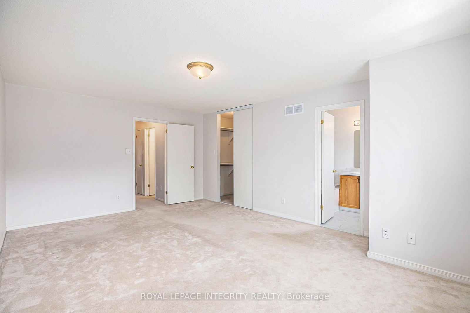 67 Landover Crescent • Ottawa, ON photo 14