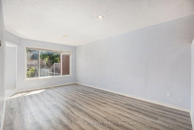 67 Landover Crescent • Ottawa, ON photo 6