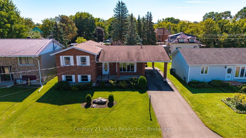 361 Sidney Ave E photo 5
