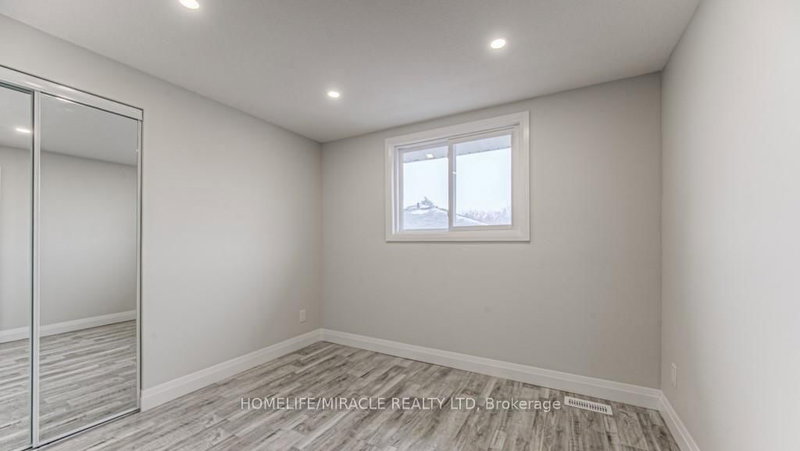 152 Overlea Kitchener,ON N2M 1T3 — Photo 17