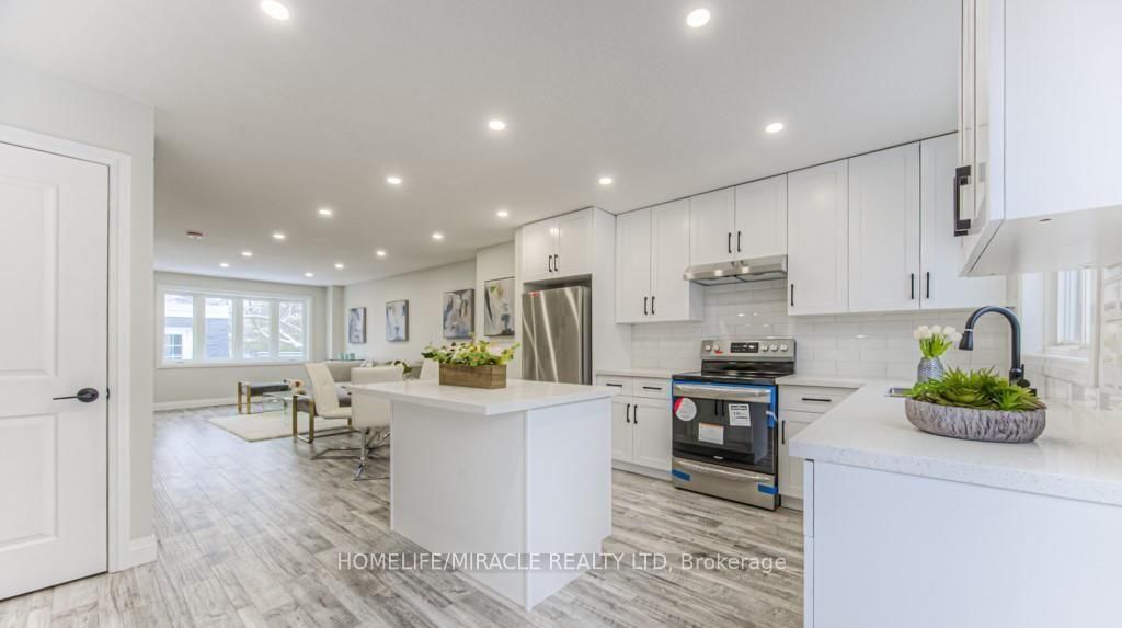 152 Overlea Drive • Kitchener, ON photo 3
