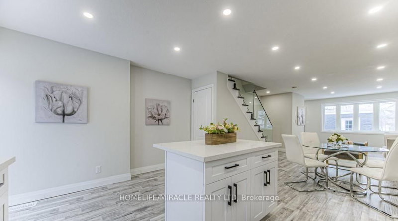 152 Overlea Kitchener,ON N2M 1T3 — Photo 4