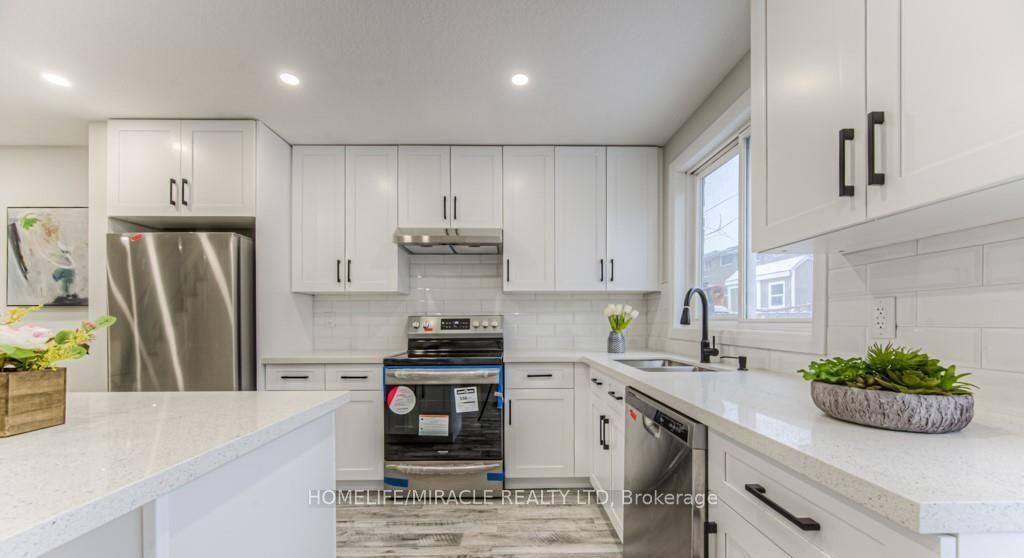 152 Overlea Drive • Kitchener, ON photo 8