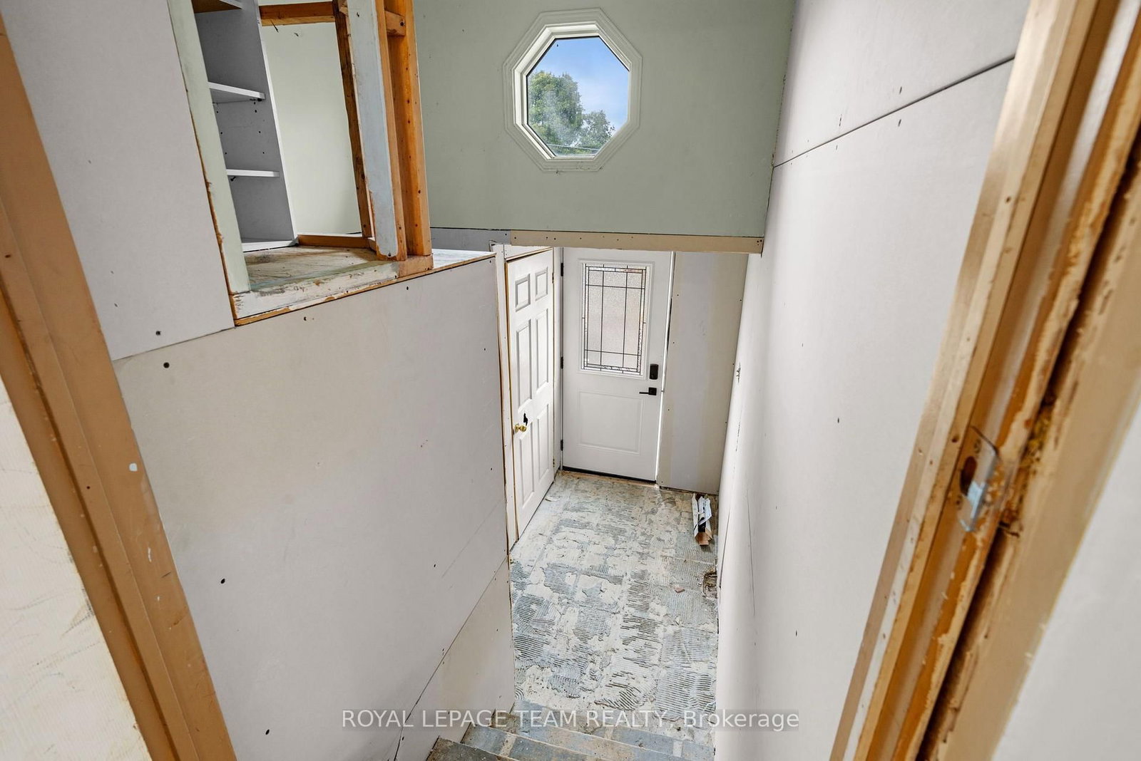 116 Colina Street • Almonte, ON photo 5
