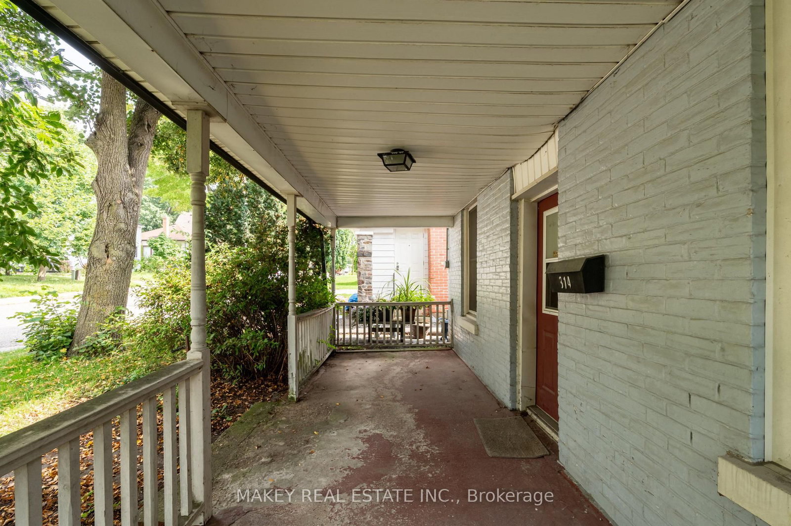 314 Queen Street • Woodstock, ON photo 12