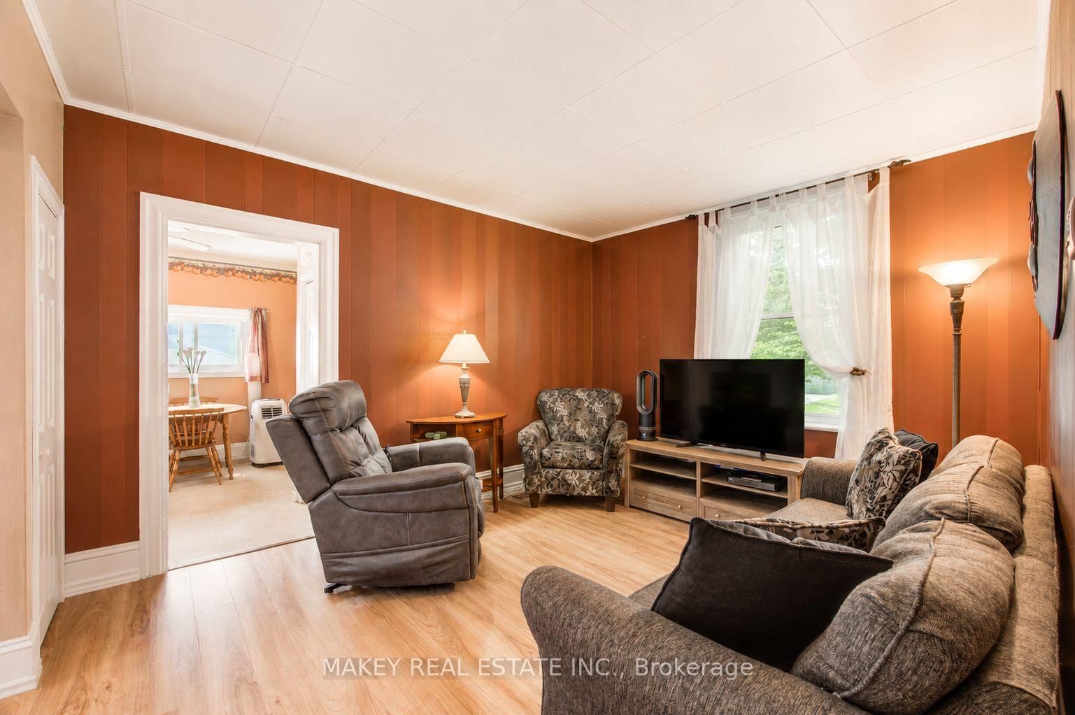 314 Queen Street • Woodstock, ON photo 25