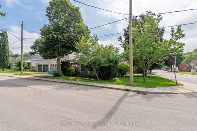 314 Queen Street • Woodstock, ON photo 7