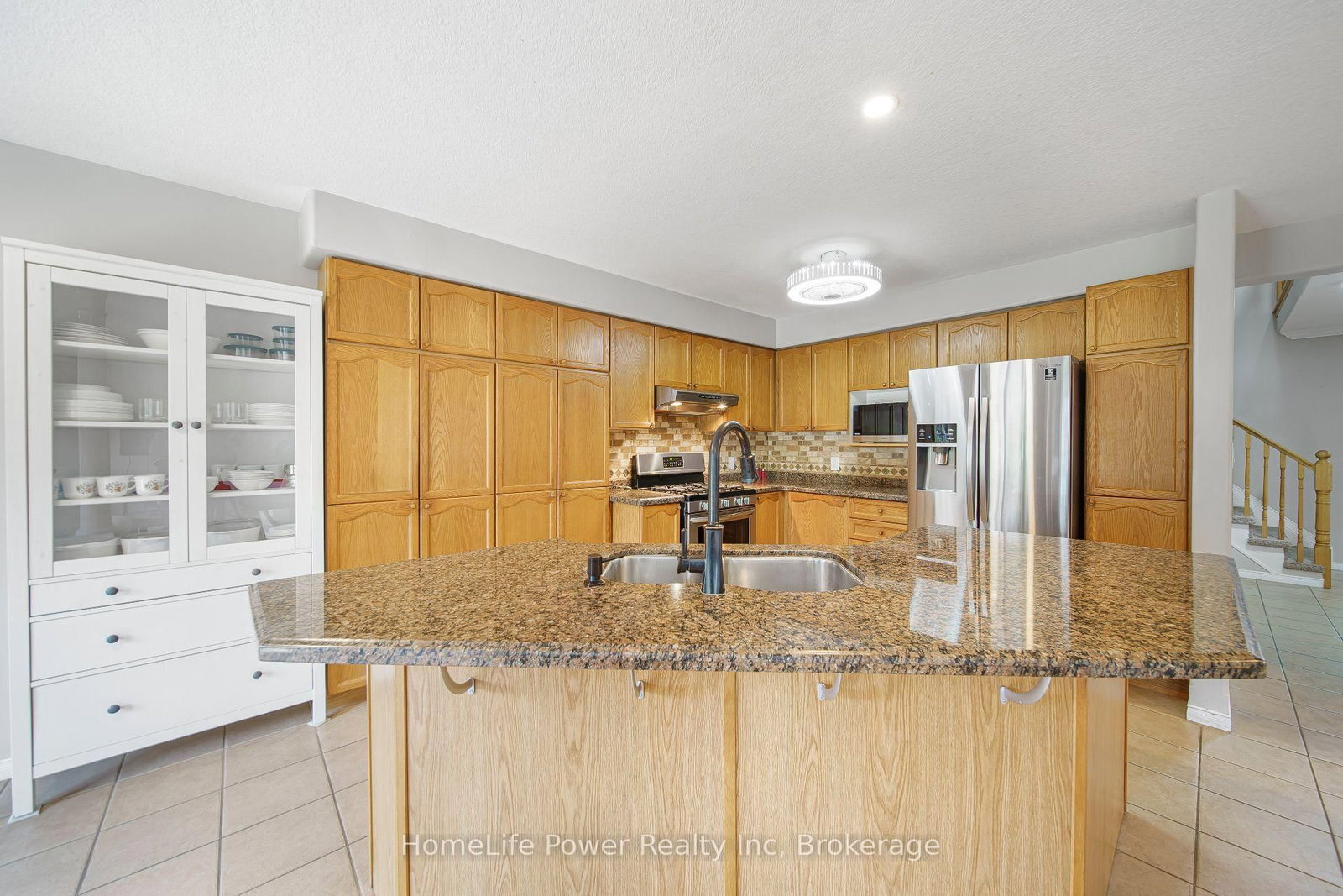 765 BRANDENBURG Boulevard • Waterloo, ON photo 17