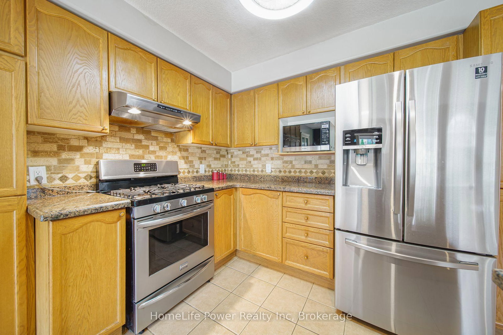 765 BRANDENBURG Boulevard • Waterloo, ON photo 20