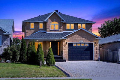 Detached House for sale at 1429 Upper Sherman Avenue, Hamilton, Ontario, L8W 1C4 - Rushdale - MLS: X13747944