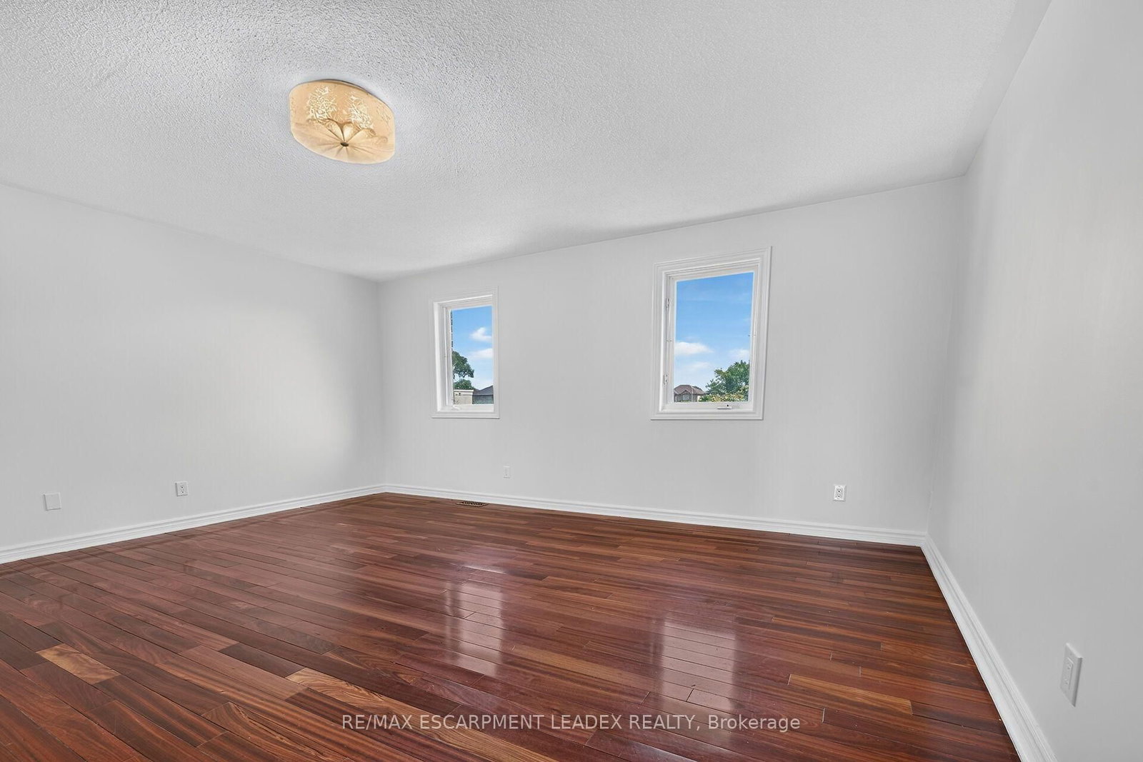 1429 Upper Sherman Avenue • Hamilton, ON photo 15