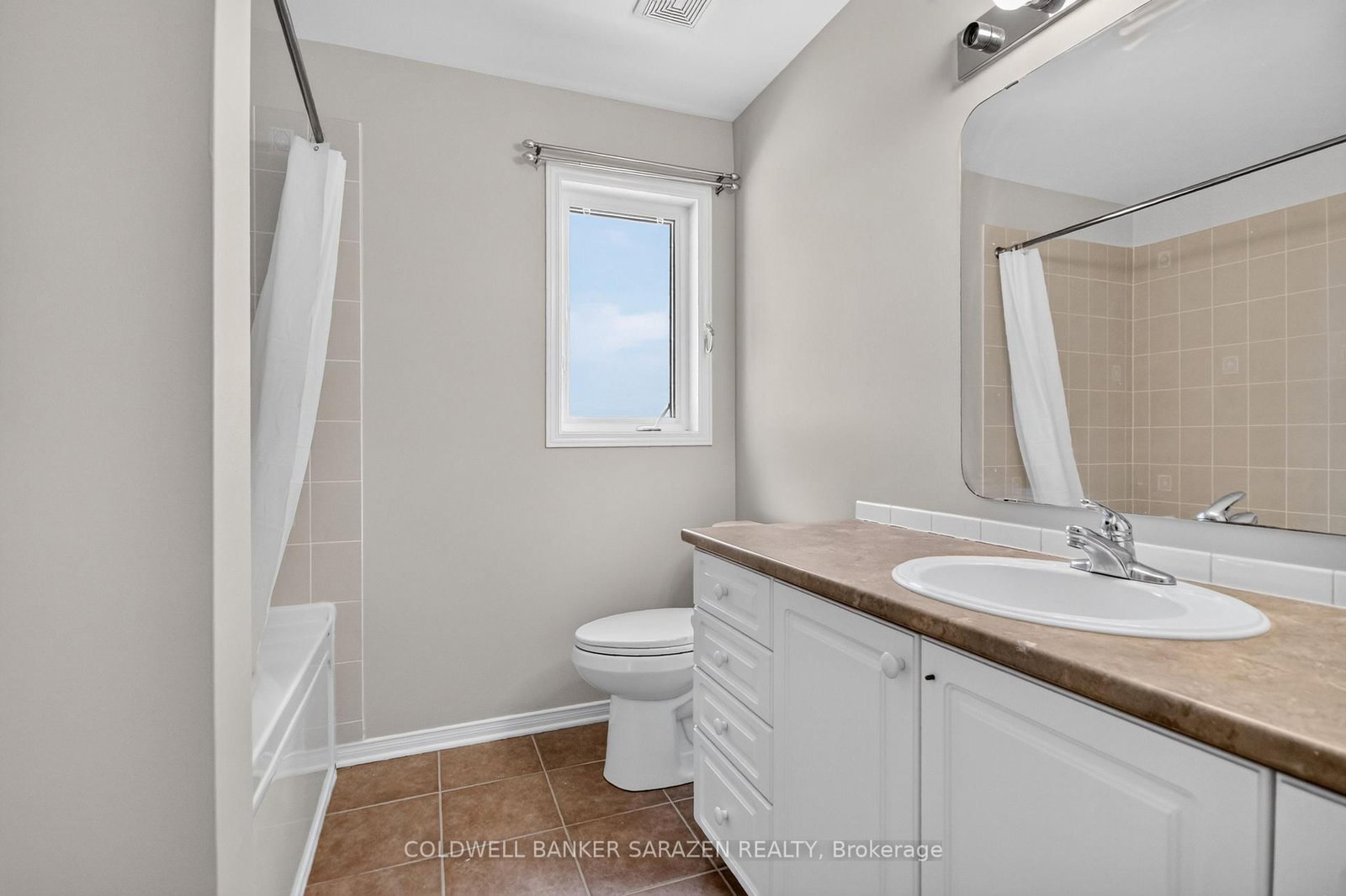 111 HARBOUR VIEW Street • Ottawa, ON photo 39