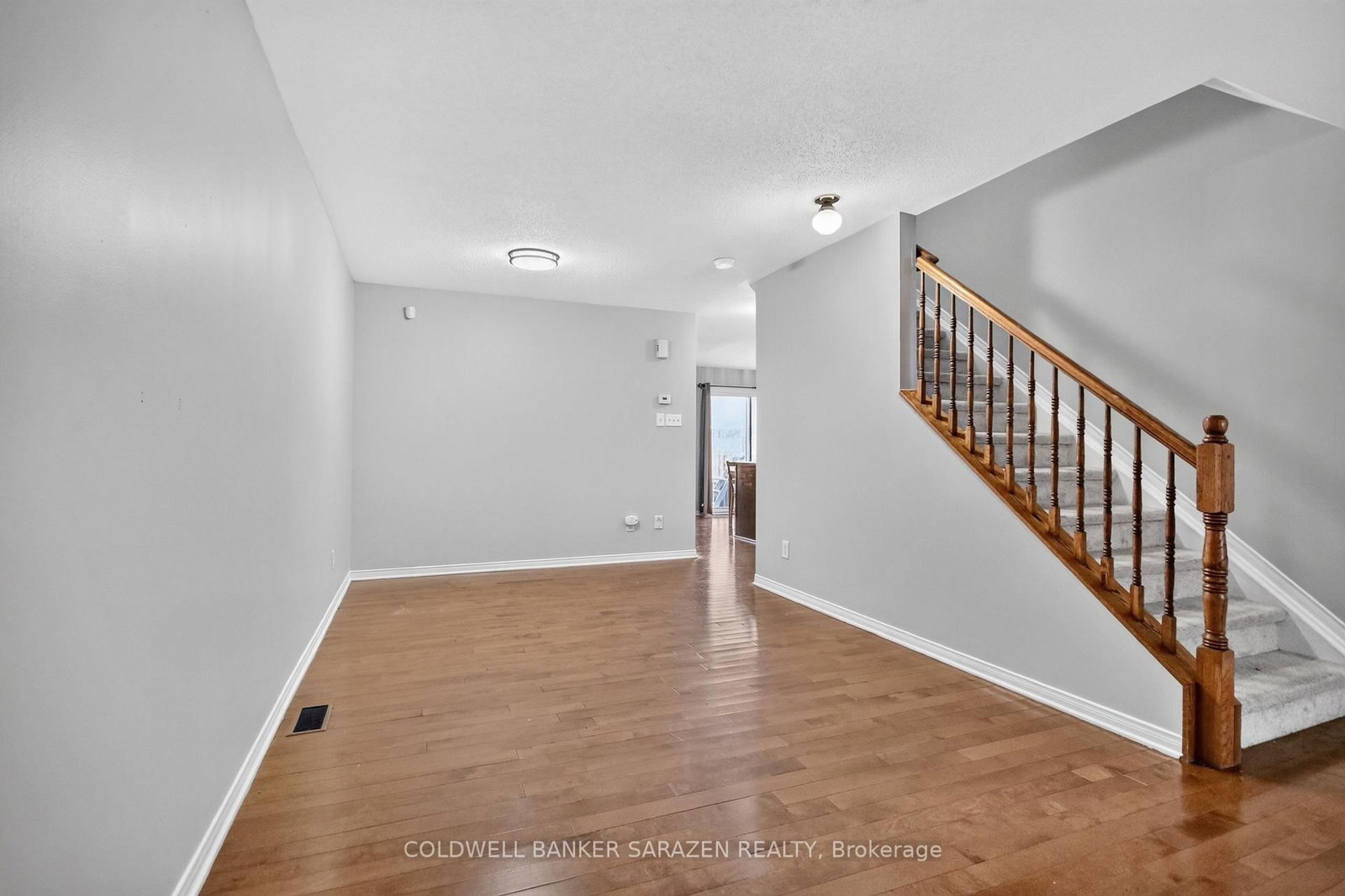 111 HARBOUR VIEW Street • Ottawa, ON photo 6