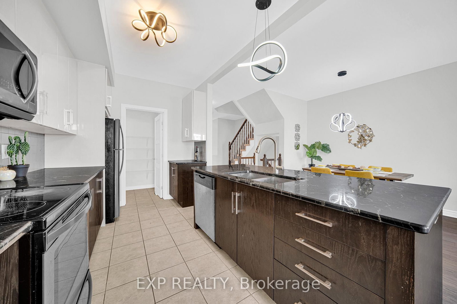 735 Teasel Way • Ottawa, ON photo 13