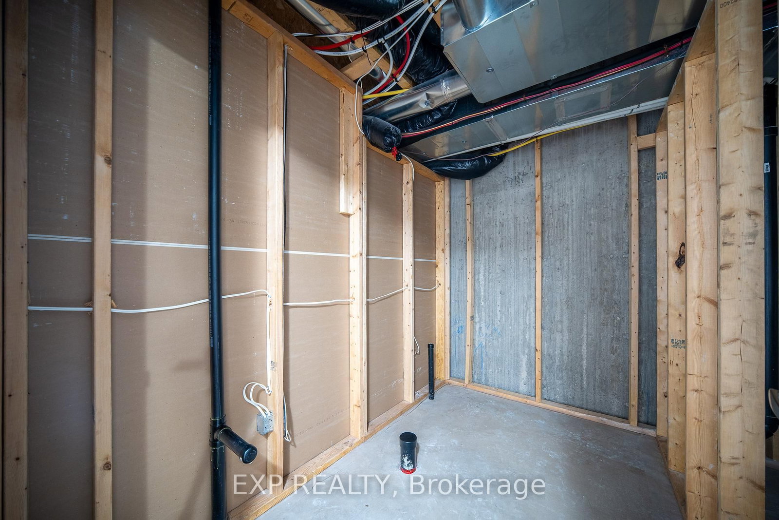 735 Teasel Way • Ottawa, ON photo 37