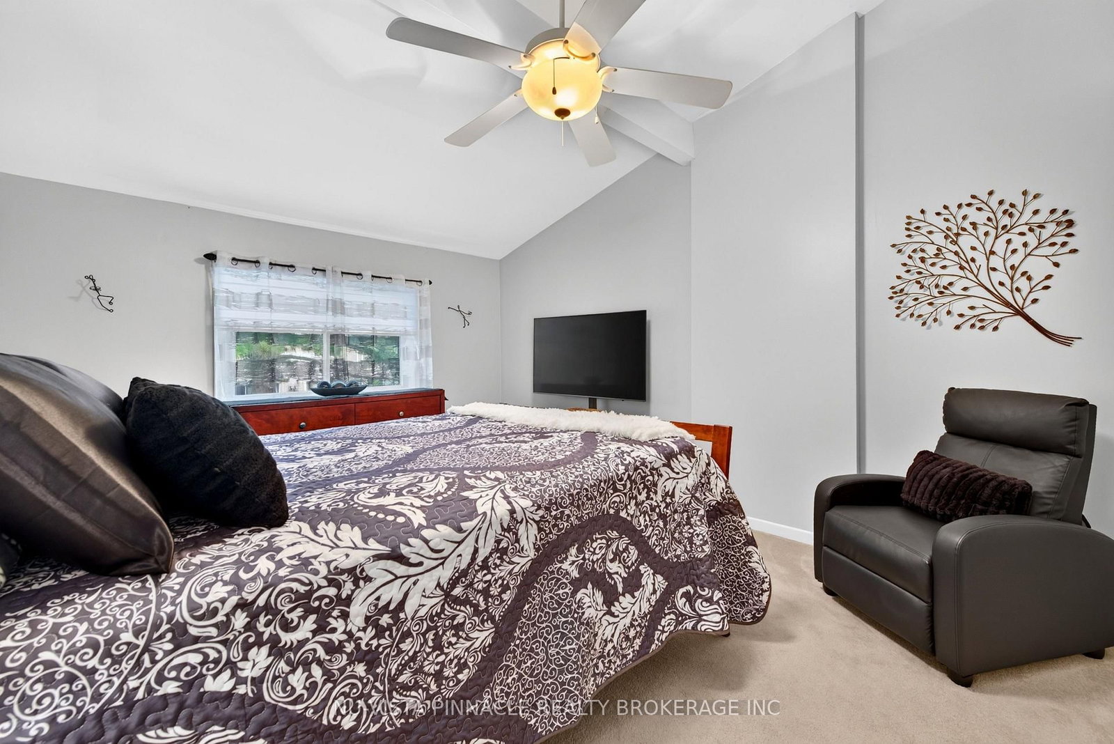 7 Arbour Glen Crescent • London East, ON photo 14